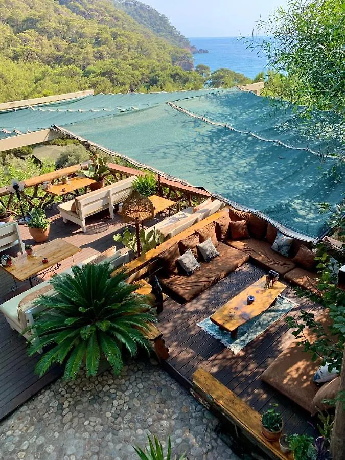 Hotel Bamboo Bungalow With Sea View In Kabak Bay, Oeluedeniz Fethiye