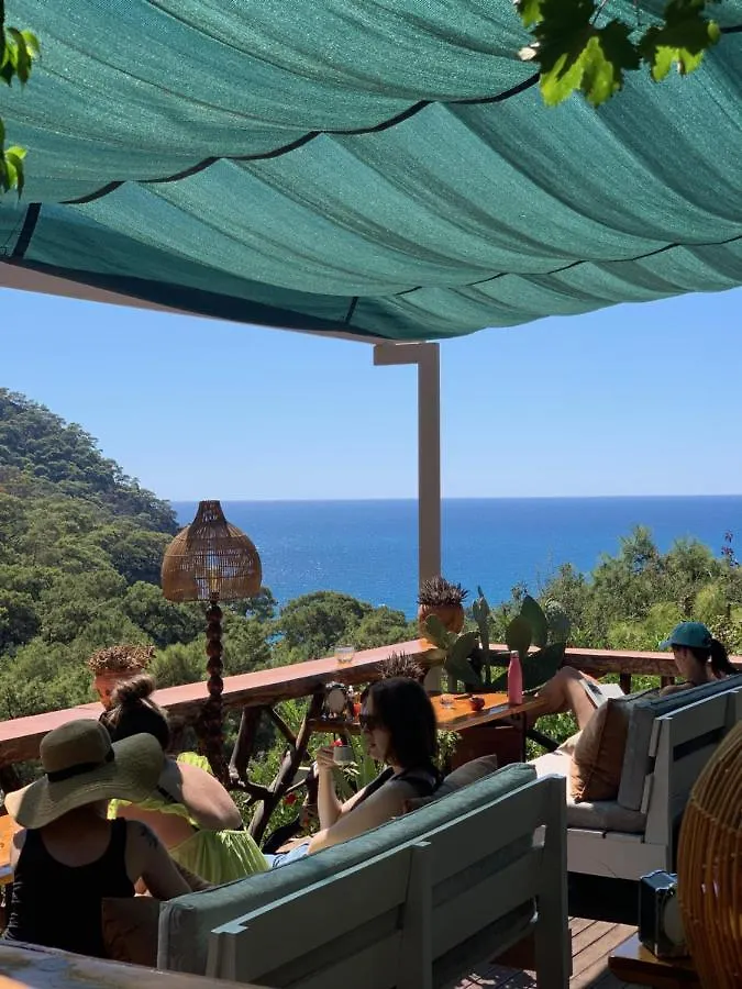 Hotel Bamboo Bungalow With Sea View In Kabak Bay, Oeluedeniz Fethiye Turcja